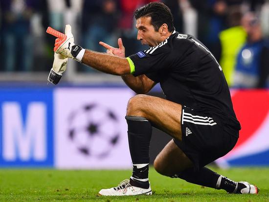 大马丁谈上届世界杯：梅西发言很严肃，我就调侃“梅西别怂”（大马丁回忆上届世界杯：梅西语气严肃，我笑称“梅西别怂”）