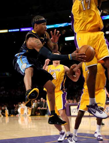 CBA赛场技术统计：辽宁队三分命中率领先,（CBA数据榜：辽宁队三分命中率居首）