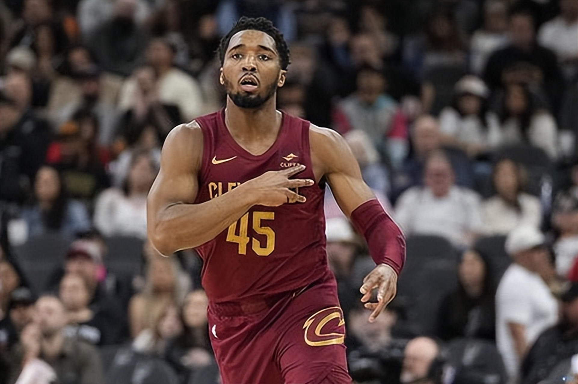 格拉斯纳：曼城的进攻令人印象深刻，但在防守端有可乘之机（格拉斯纳：曼城火力惊人，防线仍有破绽）