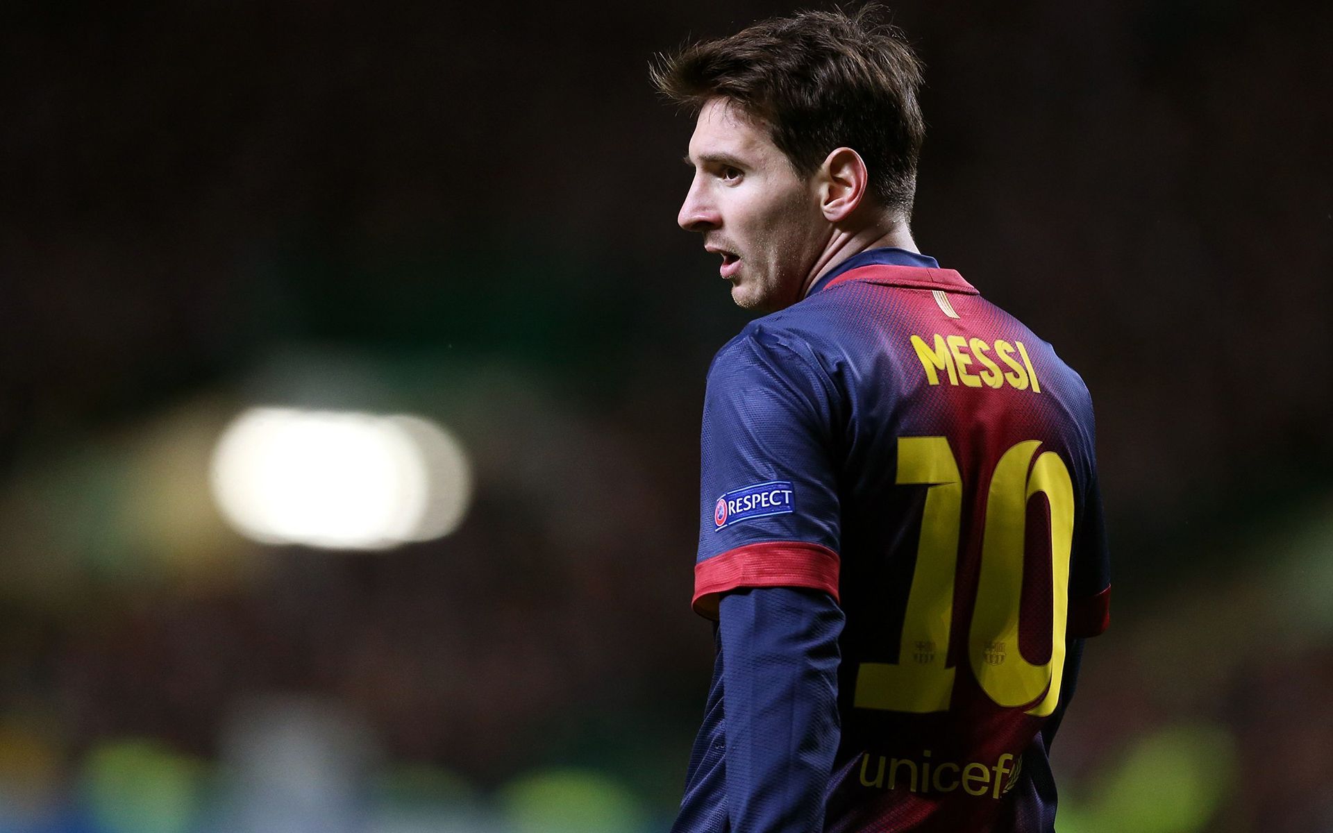 意天空：DV9内收肌疲劳目前已经返回意大利，他没有出现伤病（意天空：DV9因内收肌疲劳已返意，确认无伤情）