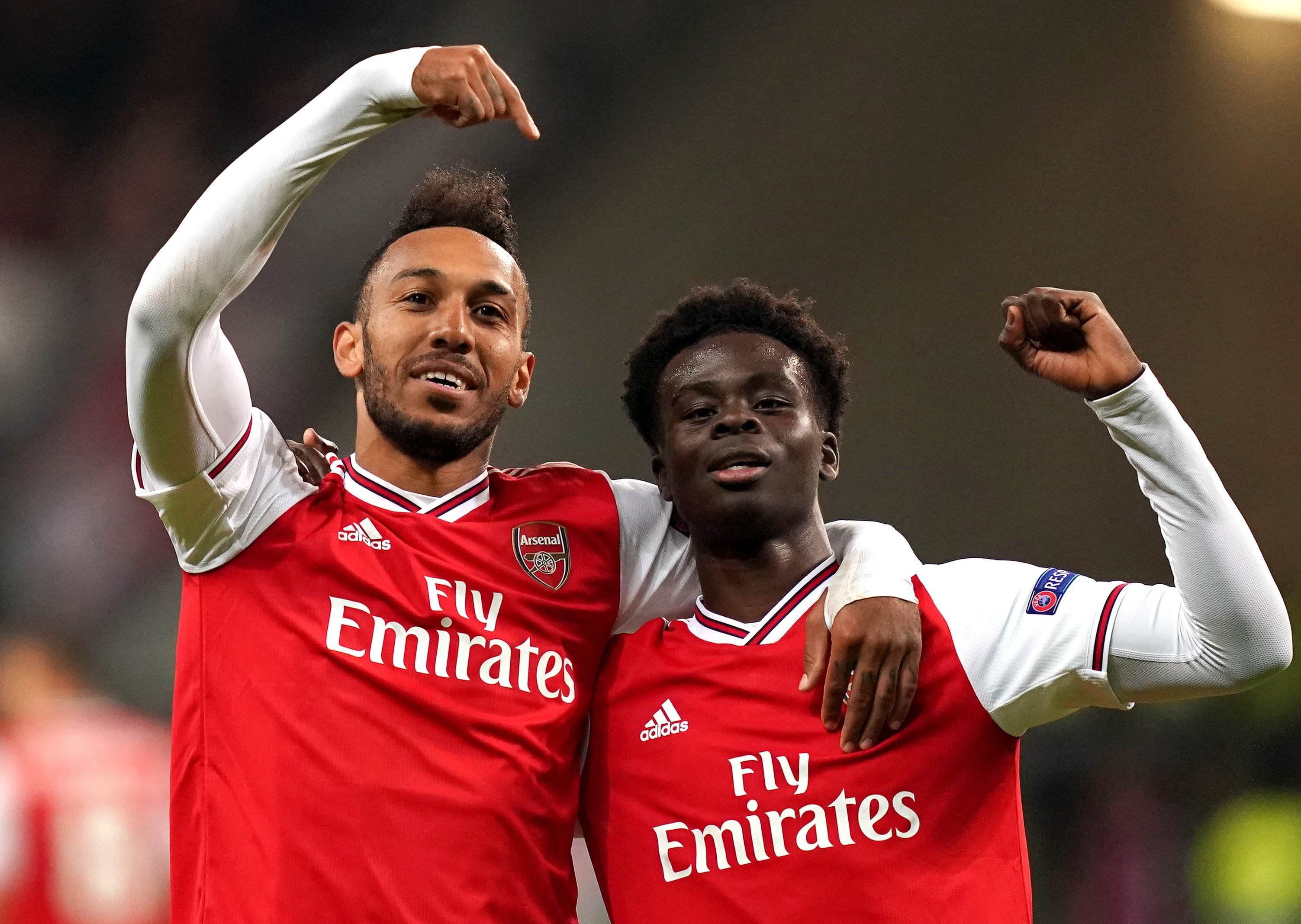 中超：山东泰山主场2-0完胜青岛队（中超：山东泰山主场两球零封青岛队）