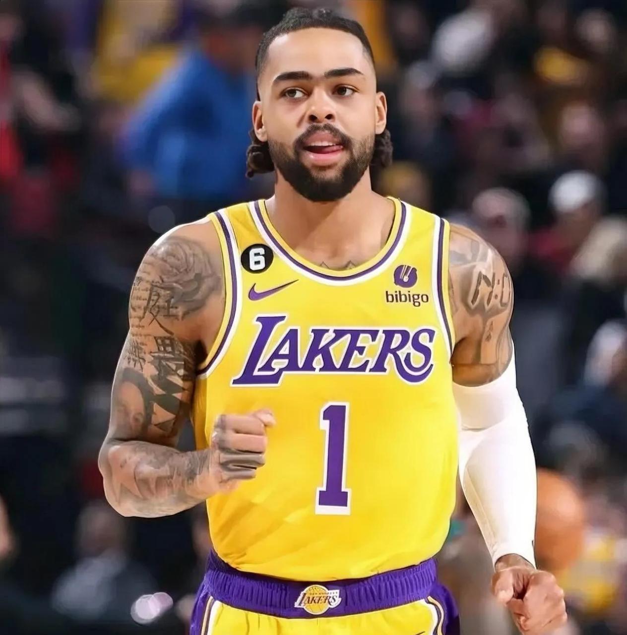 篮球新星朱松玮展现实力，半场高效表现引人注目（朱松玮半场高效爆发，展现篮球新星风采）