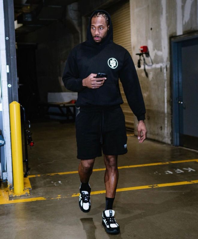 9中7&15分9板&正负值+35！媒体人：40分钟制周琦赛场影响力更大了（周琦在40分钟赛制下影响力更强：9投7中、15分9板，正负值+35）