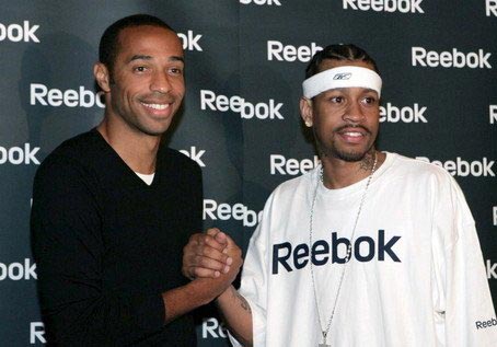 都体：美国投资者收购了卡利亚里部分股份，双方已经正式签约（都体：美国投资人入股卡利亚里，双方已完成正式签约）