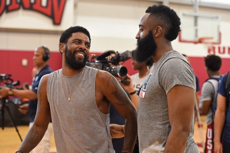 维拉狂飙冲击前四！7轮18分从降级区到欧冠区（维拉逆袭杀入前四：7轮豪取18分，从降级边缘直奔欧冠区）